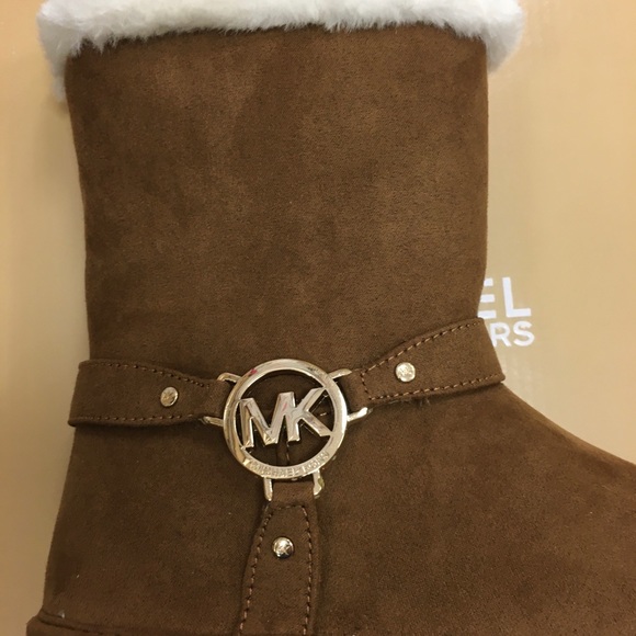 🤍🤎Michael Kors suede furry boots for girls🤎🤍🤎 - Picture 3 of 6